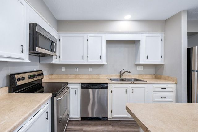 17354 Western Hill Drive, Conroe, TX 77302