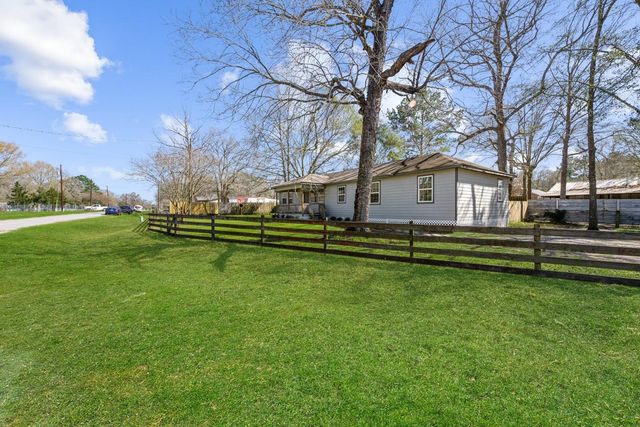 17354 Western Hill Drive, Conroe, TX 77302