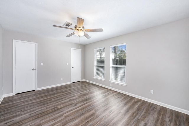 17354 Western Hill Drive, Conroe, TX 77302