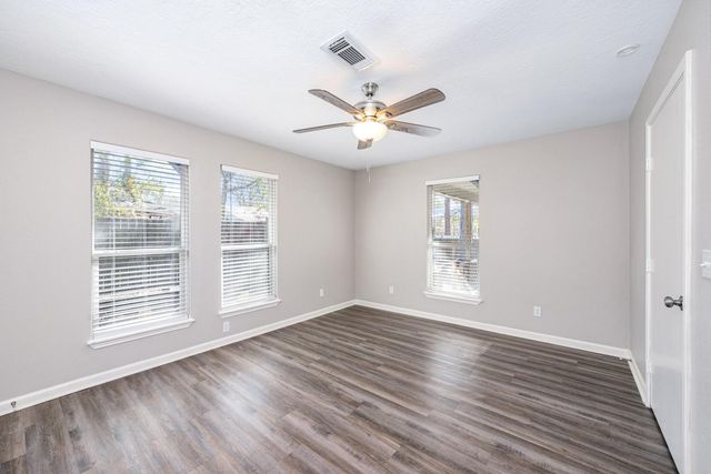 17354 Western Hill Drive, Conroe, TX 77302