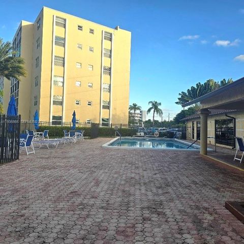 200 SE 5th Ave 307, Dania Beach, FL 33004