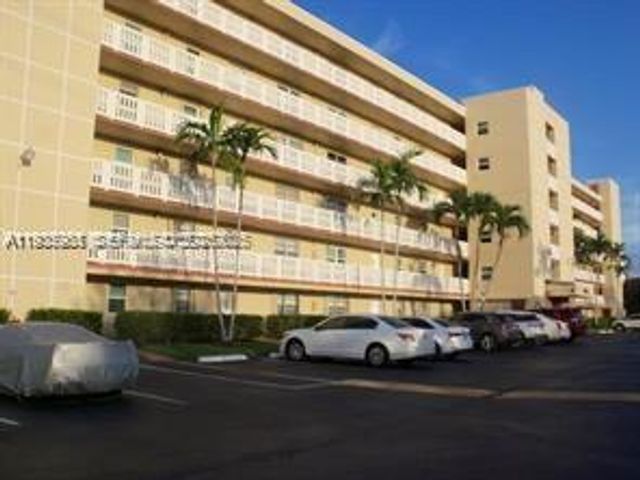 200 SE 5th Ave 307, Dania Beach, FL 33004