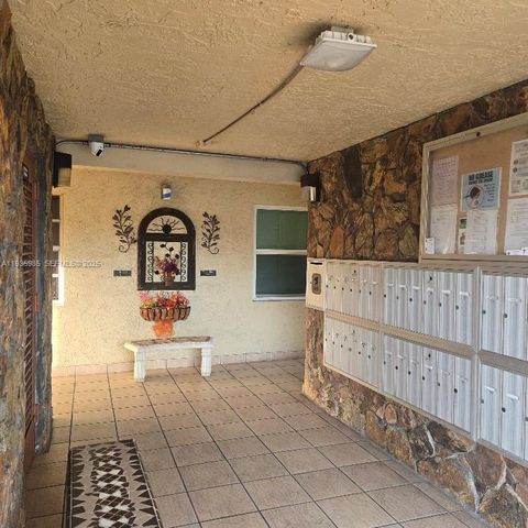 200 SE 5th Ave 307, Dania Beach, FL 33004