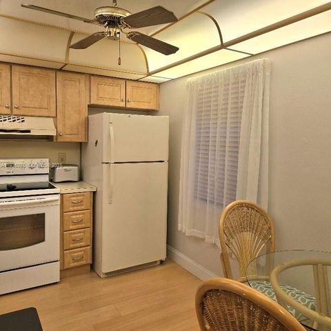 200 SE 5th Ave 307, Dania Beach, FL 33004