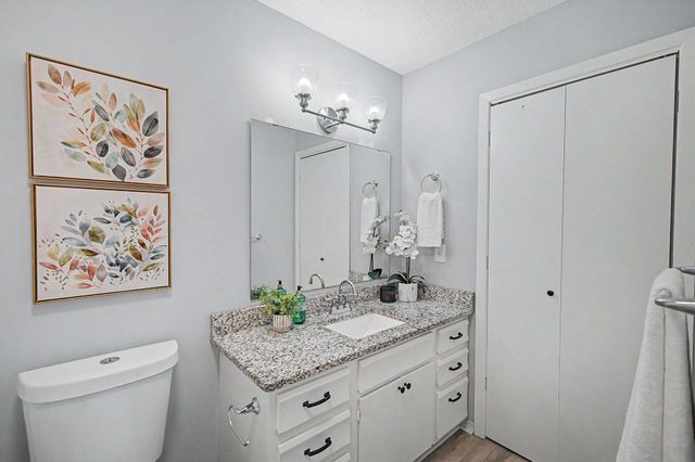 9979 105th Place N, Maple Grove, MN 55369
