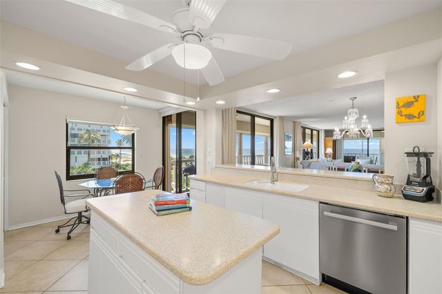 6600 SUNSET WAY 318, St Pete Beach, FL 33706