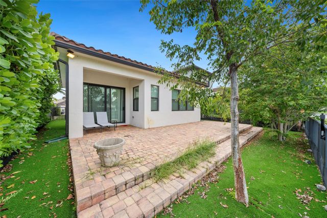 11843 SW 13th Court, Pembroke Pines, FL 33025