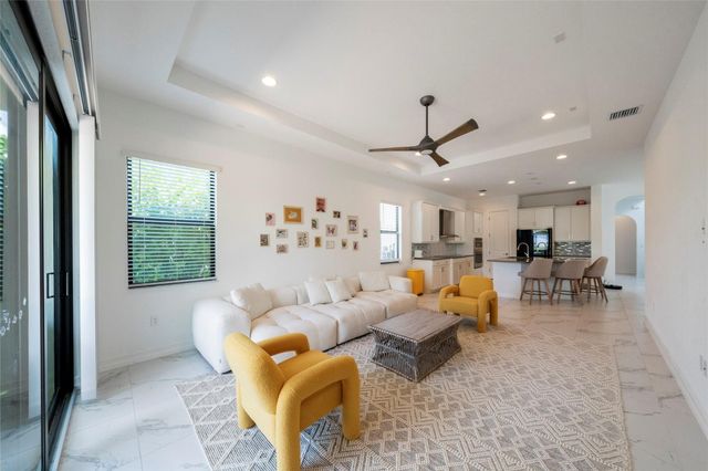 11843 SW 13th Court, Pembroke Pines, FL 33025