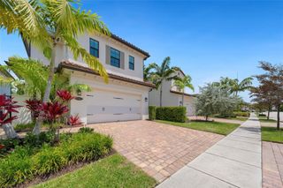 11843 SW 13th Court, Pembroke Pines, FL 33025