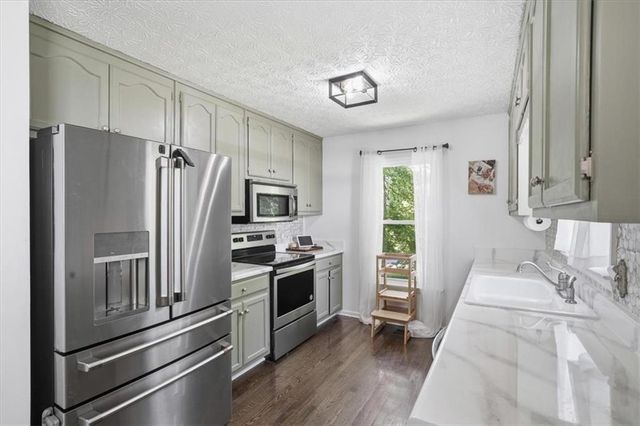 197 Presidential Drive, Dallas, GA 30157