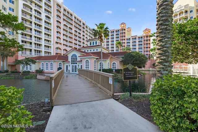 320 OCEAN CREST Drive, Palm Coast, FL 32137