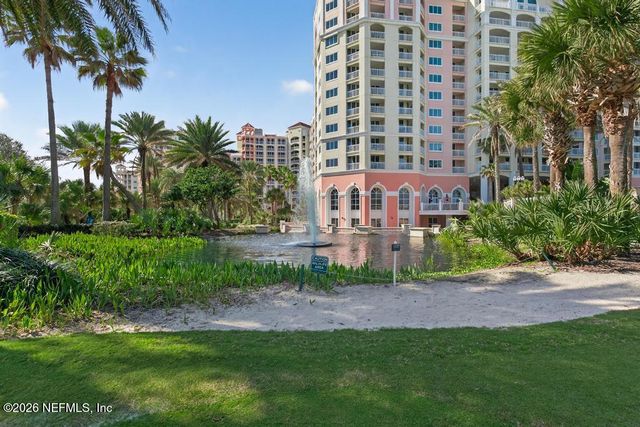 320 OCEAN CREST Drive, Palm Coast, FL 32137