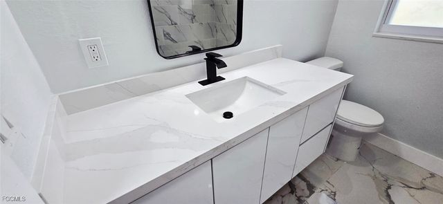 238 SE 46th LN, Cape Coral, FL 33904