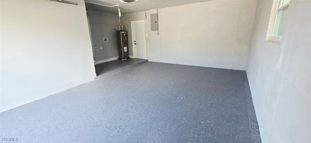 238 SE 46th LN, Cape Coral, FL 33904