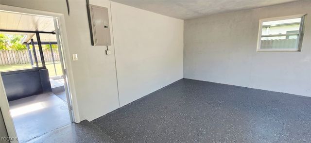 238 SE 46th LN, Cape Coral, FL 33904