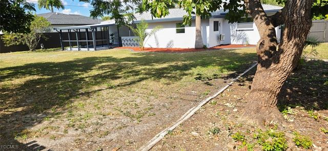 238 SE 46th LN, Cape Coral, FL 33904