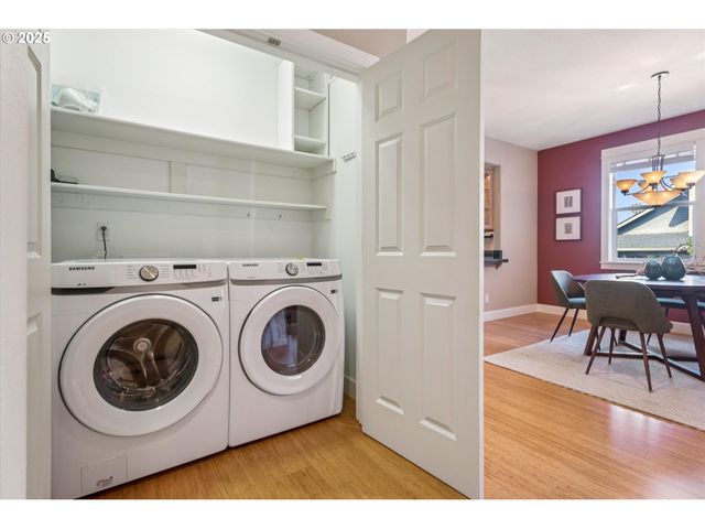 10148 Se BRISTOL Loop, Happy Valley, OR 97086