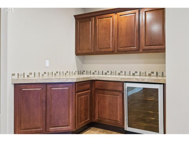 10148 Se BRISTOL Loop, Happy Valley, OR 97086