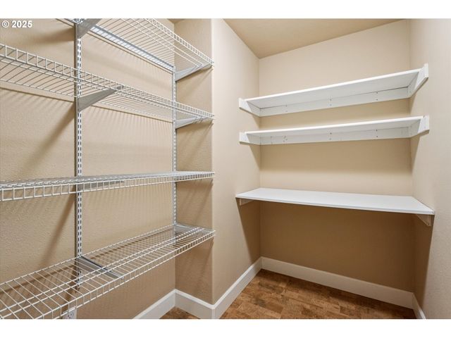 10148 Se BRISTOL Loop, Happy Valley, OR 97086