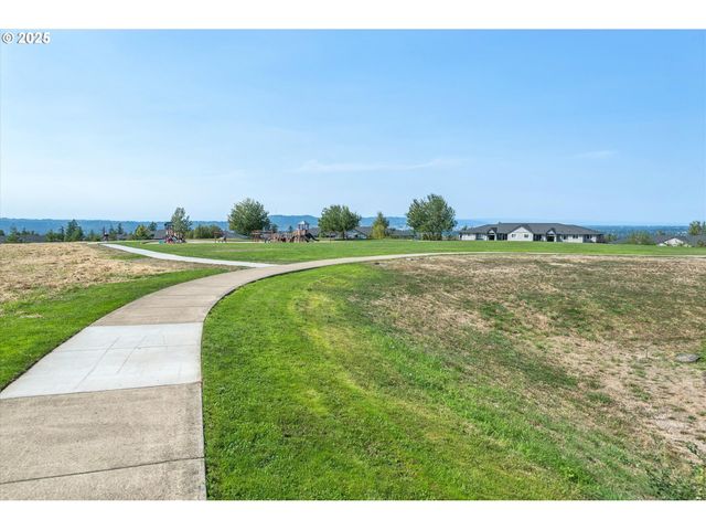10148 Se BRISTOL Loop, Happy Valley, OR 97086
