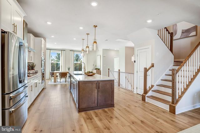43789 METRO TER, Ashburn, VA 20147