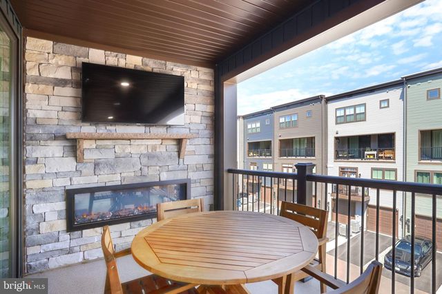 43789 METRO TER, Ashburn, VA 20147