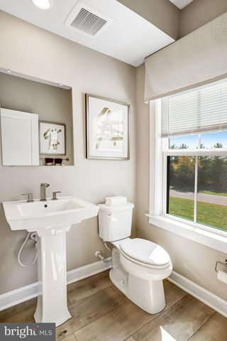 43789 METRO TER, Ashburn, VA 20147