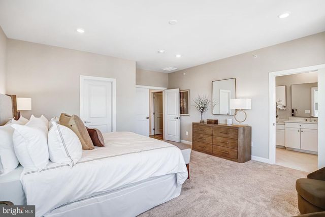 43789 METRO TER, Ashburn, VA 20147