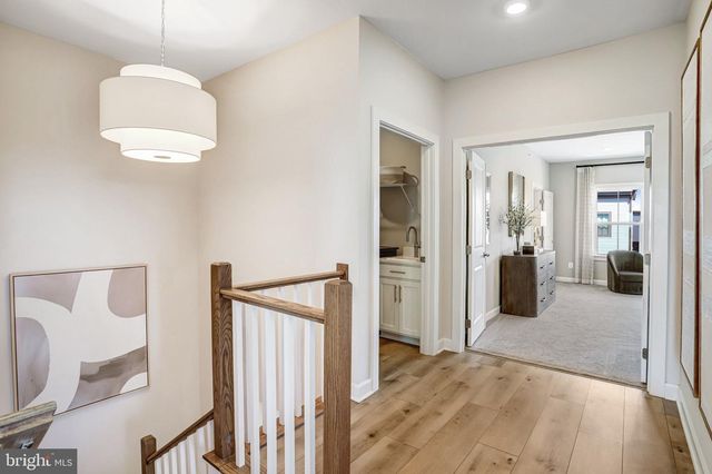 43789 METRO TER, Ashburn, VA 20147