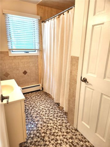 47 Treasure Road, Narragansett, RI 02882