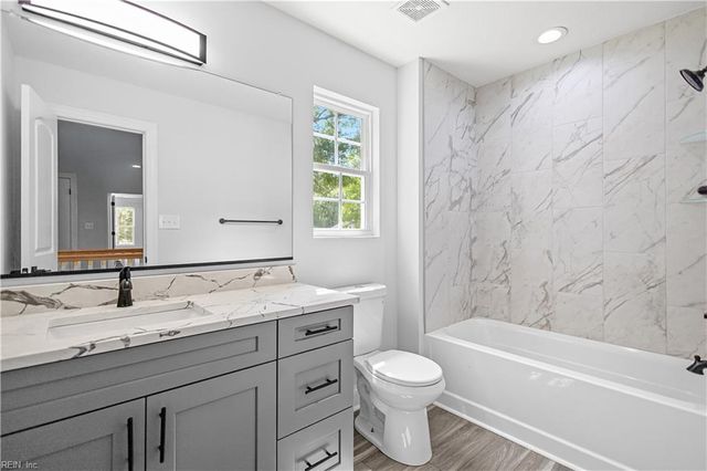 307 Smithfield BLVD, Smithfield, VA 23430