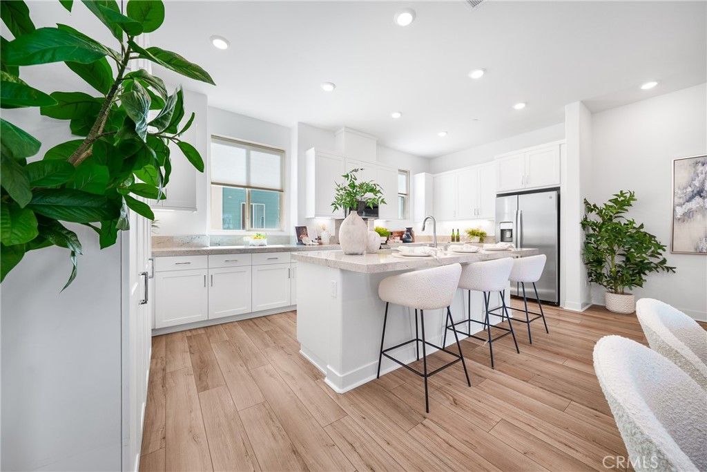 Image 11 of property listing at 390 Merit, Irvine, CA 92618