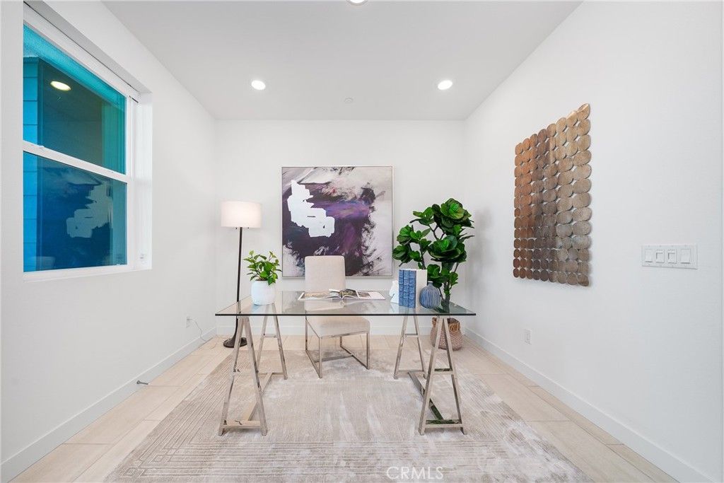 Image 14 of property listing at 390 Merit, Irvine, CA 92618