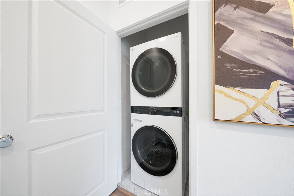 Image 27 of property listing at 390 Merit, Irvine, CA 92618