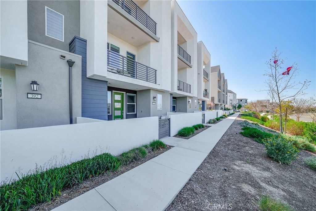 Image 31 of property listing at 390 Merit, Irvine, CA 92618