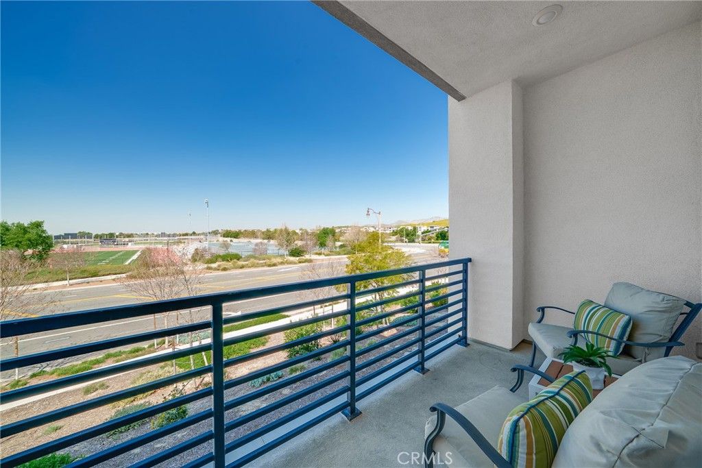 Image 5 of property listing at 390 Merit, Irvine, CA 92618