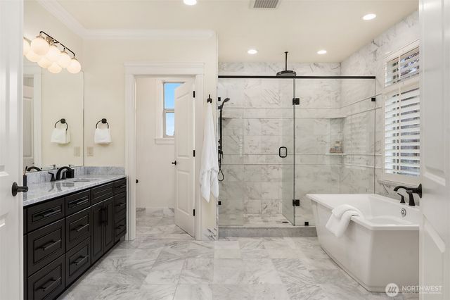 1145 33rd Avenue E, Seattle, WA 98112