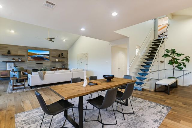 14 Rob Roy RD, Austin, TX 78746