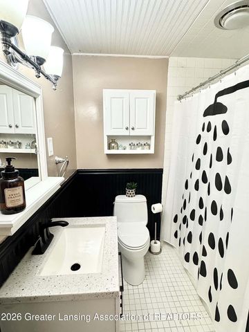 2410 Mount Hope Road, Okemos, MI 48864
