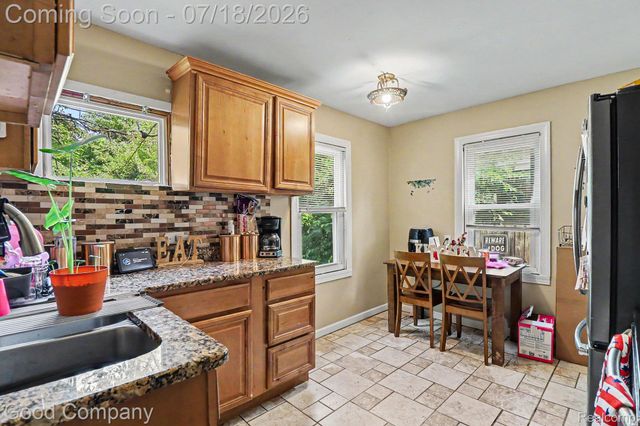 12882 Riverdale Avenue, Detroit, MI 48223