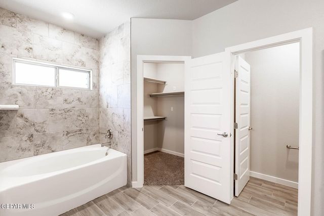 3928 Peak Place, El Paso, TX 79938