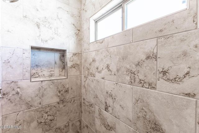3928 Peak Place, El Paso, TX 79938