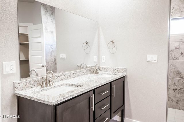 3928 Peak Place, El Paso, TX 79938