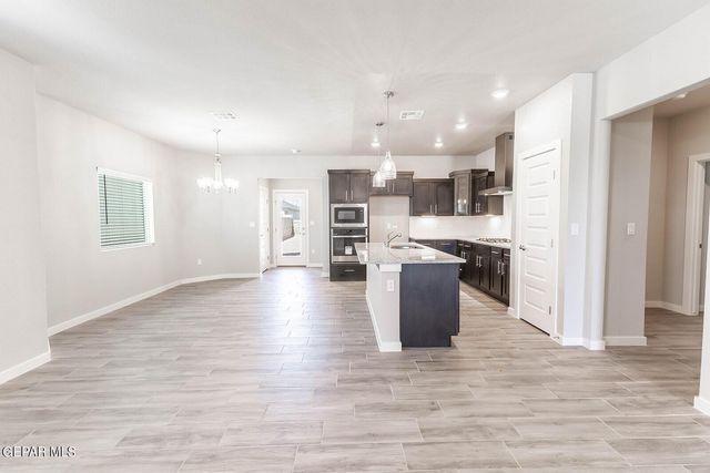 3928 Peak Place, El Paso, TX 79938