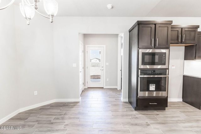 3928 Peak Place, El Paso, TX 79938
