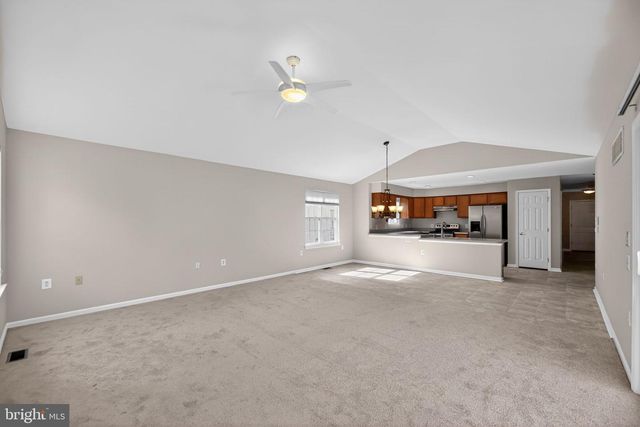 33 BEAR CREEK DR, Mantua, NJ 08051