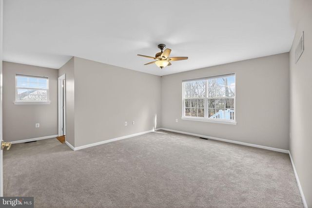 33 BEAR CREEK DR, Mantua, NJ 08051