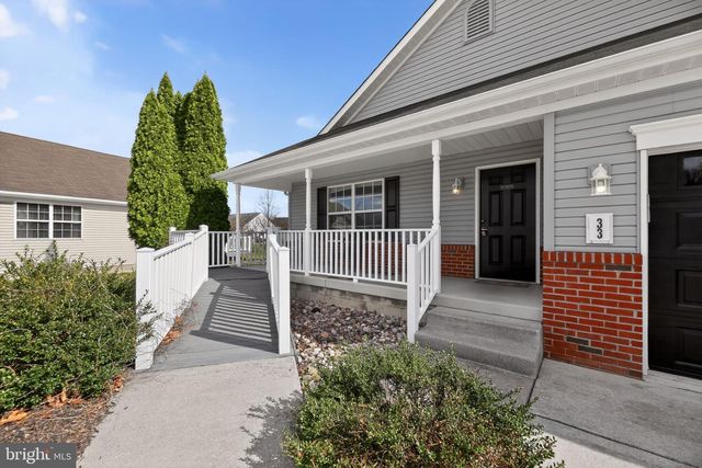 33 BEAR CREEK DR, Mantua, NJ 08051