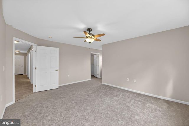 33 BEAR CREEK DR, Mantua, NJ 08051