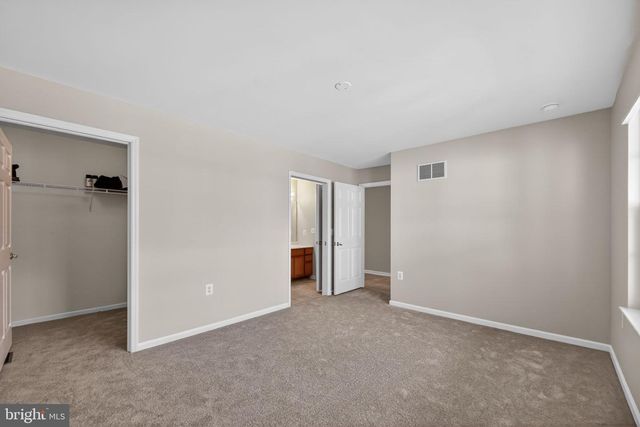 33 BEAR CREEK DR, Mantua, NJ 08051